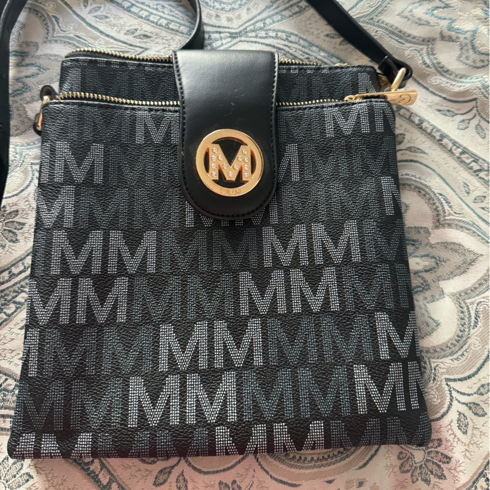 MKF Andrea Milan Multifunctional Signature cross-body bag by Mia K Milan